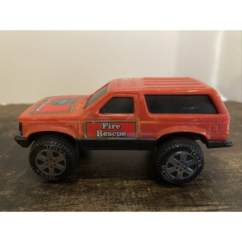 Vintage Tonka Chevy Blazer Red Fire Rescue 1988 Diecast Vehicle Truck  4"